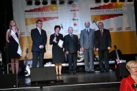 Wójt gminy Ustka odbiera nagrodę za VI miejsce w Rankingu...