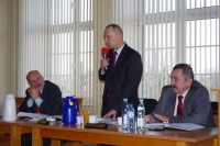 od lewej: Ryszard Stus, przewodniczący Rady Powiatu...